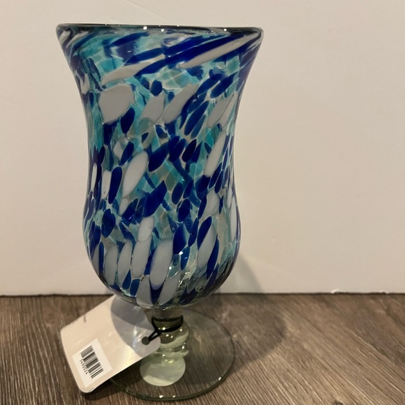 SOLD!! Gorgeous Hand Blown Confetti Hurricane Glasses- Set of 4- NWT - Picture 6 of 7